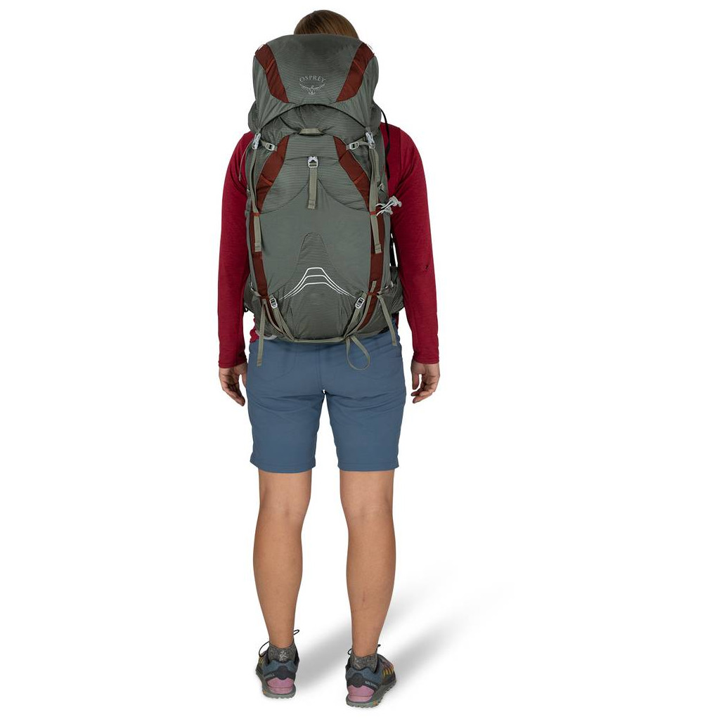 Dámský turistický batoh Osprey Eja 48 Velikost zad batohu: M/L / Barva: šedá