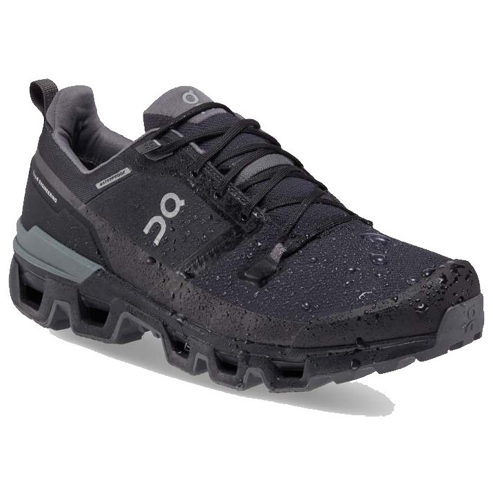Pánské turistické boty On Running Cloudwander Waterproof Velikost bot (EU): 46 / Barva: černá